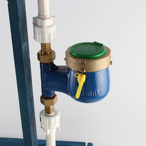 宁波品牌小口径垂直立式安装湿式 液封lxsl-15～25e/f 家用水表