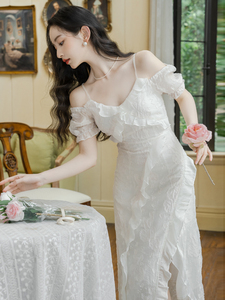 法式白色名媛吊带连衣裙气质精致漂亮显瘦宴会礼服长裙子女夏新款