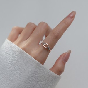 s925银项链女士韩版短款锁骨链气质简约锁骨链戒指可爱甜美小鱼