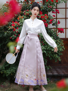 新中式国风织金马面裙淡紫色日常汉服女重工织金缎面提花天灯祈愿