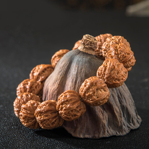 龙脊背核桃手串