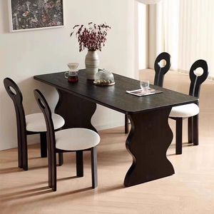 法式复古黑色实木餐桌椅家用白蜡木侘寂风洽谈桌小户型长方形饭桌