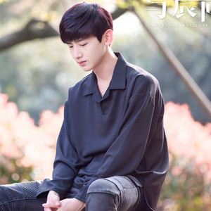 与晨同光白敬亭李洛书同款衬衫宽松慵懒风外穿青年简约上衣服韩版