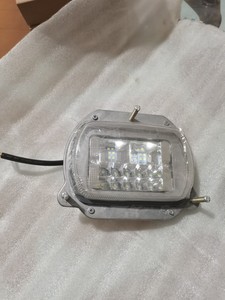 LED款前大灯：宁波奔野上海50江西180拖拉机配件