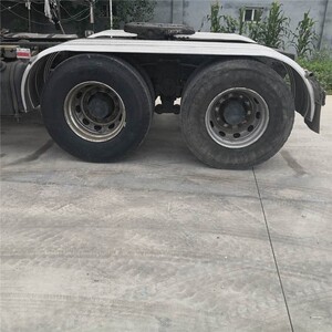 半挂车挡泥板铁质单桥两桥三桥挡泥瓦铝合金骨架罐车用挡泥板定制