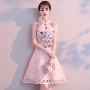 年轻旗袍春季2023新款女短款中国风少女改良版粉色伴娘礼服连衣裙