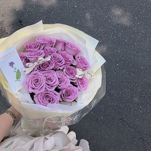 苏州同城鲜花束配送吴中新园区姑苏情人节紫色系玫瑰海洋之歌19朵