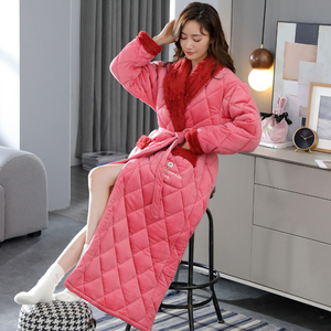 睡袍女冬加厚三层夹棉中年珊瑚绒冬天保暖妈妈睡衣女士加长款浴袍