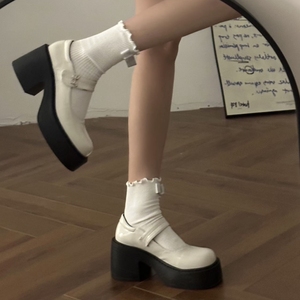 白色粗跟厚底小皮鞋女2024夏季新款法式增高玛丽珍鞋矮子乐高跟鞋