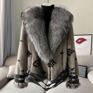 2020海宁冬季新款水貂毛皮草外套貂皮大衣女整貂短款时尚年轻款潮