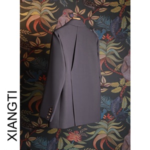 XT西装外套女2024新款休闲春秋季高级感韩版灰色英伦风设计感轻奢