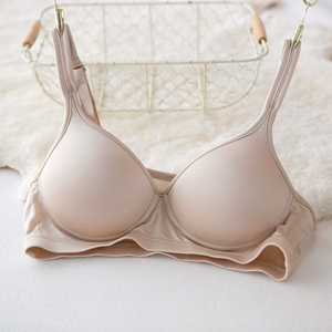日本单真丝文胸100%桑蚕丝无钢圈聚拢后扣式无痕背心式内衣女薄款