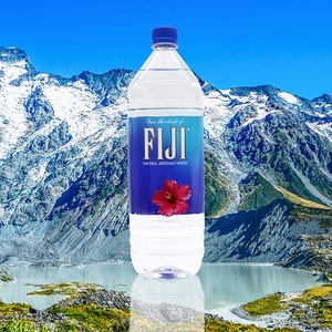 fiji 斐济斐泉矿泉水原装进口弱碱性深层自流水330ml*36整箱泡茶
