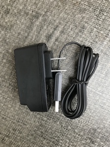 行货诺基亚e66 e63 5230 5233 e71 c5-03 5320xm手机原装充电器