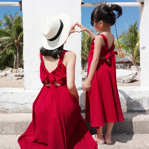 亲子装夏季新款海边独家沙滩裙红色母女装波西米亚露背吊带连衣裙