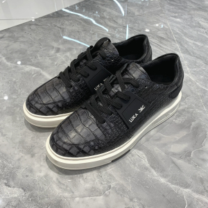 路卡迪龙专柜新品四季牛皮压鳄鱼纹系带时尚休闲男板鞋 171201019