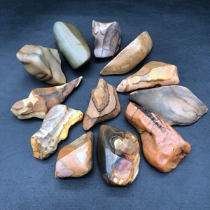 石缘屋新疆哈密戈壁彩泥石画面泥石玉化泥天然造型小原石一组2号