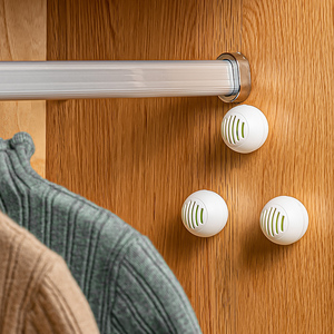 日本衣柜香薰除味神器持久清香留鞋柜除臭厕所去味衣橱空气清新剂