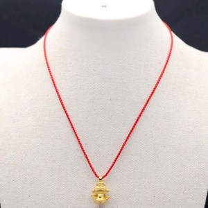 红绳项链婴儿纯手工编织红绳项链黄金翡翠吊坠戒指脖子本命年挂绳