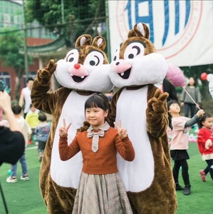 抖音迪士尼奇奇蒂蒂卡通人偶服装出租真人行走演出庆典道具租赁