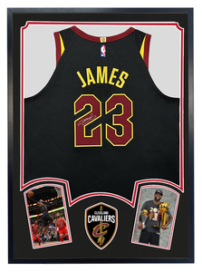 骑士队23号詹姆斯亲笔签名球衣 au球员版 裱框 带证书 珍藏_阿里巴巴