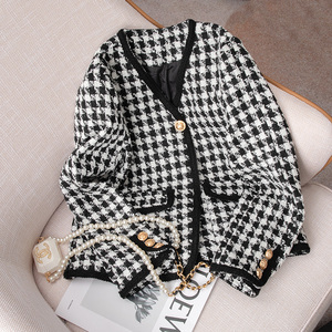 小香风千鸟格外套女2022春秋新款韩版时尚黑白格子宽松粗花呢大衣