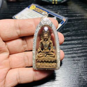 泰国佛牌 龙婆卡贤 2537 藏传药师佛 纯银壳