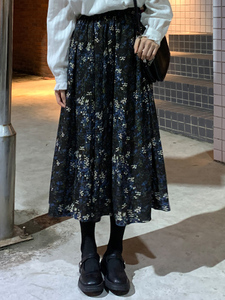 早春复古黑色碎花半身裙女春秋高腰显瘦a字半裙伞裙中长款裙子冬