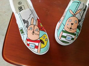 越狱兔周边鞋子流氓兔低帮男女情侣涂鸦帆布手绘板鞋一脚蹬懒人鞋