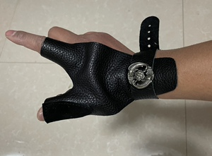 传统弓射箭手套真皮高档个性射箭护手弹弓无架手套护手