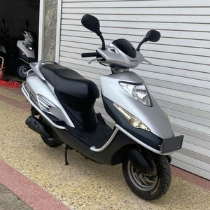 二手本田茜茜公主125cc踏板摩托车佳颖 dio原装九成新男女代步车