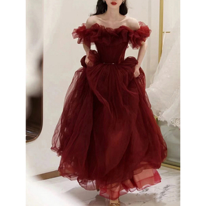 晚礼服裙女2024新款高级感红色婚纱出门纱在逃公主法式敬酒服新娘