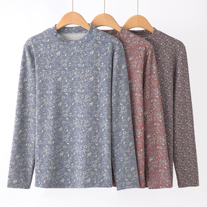 中老年女士妈妈印花秋衣小中领加肥加大保暖内衣宽松打底衬衣线衣