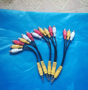 海信云视界 液晶电视原装一分三音视频转接线 海信电视三合一av线