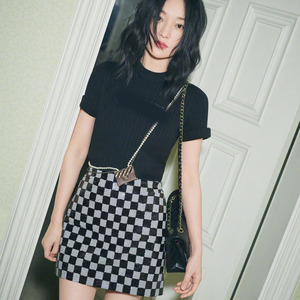 周迅明星同款黑白棋盘格亮片半身裙2021夏新款格子a字包臀裙短裙