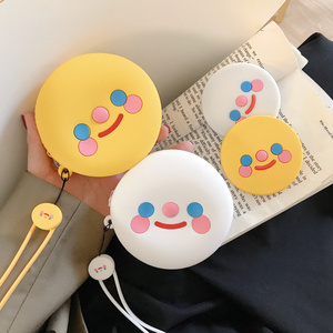 ins笑脸腮红鸭耳机收纳包零钱包钥匙数据线整理包硅胶可爱带挂绳