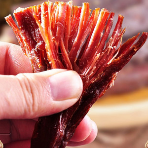 老婆大人牛肉干小炉匠小群大丰马背军粮乡巴佬吃66牛肉干