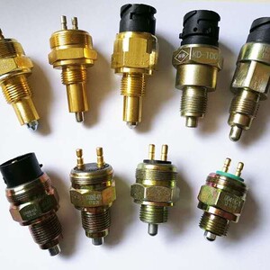 000人付款淘宝原厂法士特倒档开关东风天龙大力神霸龙解放j6倒车灯