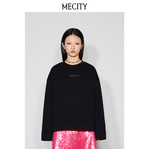 mecity女士2022春季新款时尚宽松字母印花运动套头卫衣女513930
