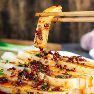 贵州铜仁印江石阡思南江口特色米豆腐小吃凉拌米豆腐凉菜送调料