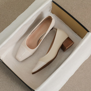 真皮羊皮女鞋40平头高跟鞋42码职业工作鞋粗跟大码单鞋41-43春秋