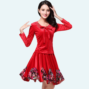 秋冬新款广场舞服装金丝绒长袖舞蹈演出服套装中老年女装