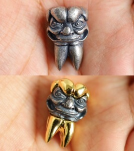 925纯银和8k工艺金银双色立事牙智齿三通佛头文玩菩提子配饰吊饰