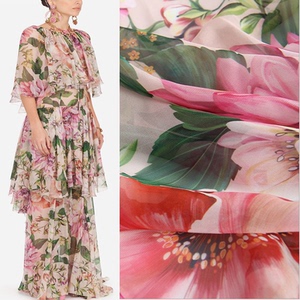 粉红色植物花卉印花雪纺布料服装连衣裙diy上衣超薄时尚夏季面料