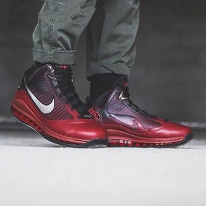 Nike Lebron 7（GS）圣诞大战限定 詹姆斯7实战篮球鞋CK0719-600