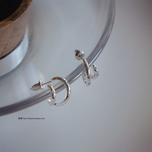 梵树For handmade-《音符》925银 不对称双线条 微钻耳环
