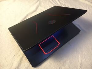 机械革命x6s笔记本电脑 二手 正品 i5四代处理器 8g 500g背光键盘