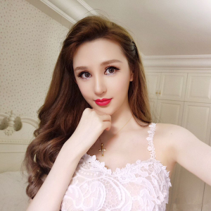 dnqueen性感嫩模女神名媛蕾丝钩花吊带连衣裙 菁菁同款 柳岩同款