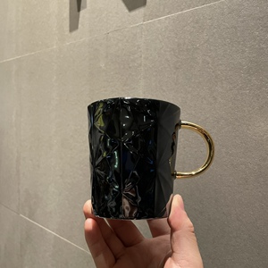 限量星巴克杯子296ml经典黑金款凸雕马克杯陶瓷咖啡杯喝水杯