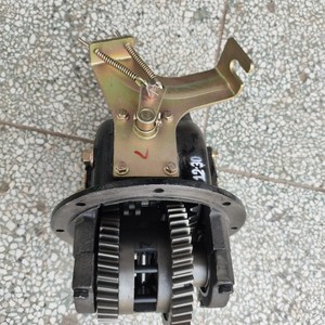 福田五星三轮摩托车配件牙包加力器总成中眼的